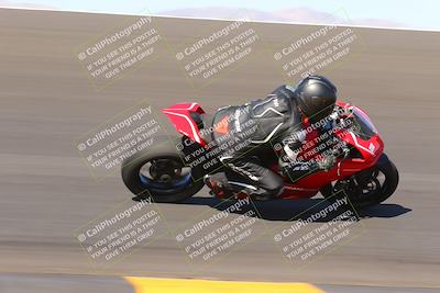 media/Oct-09-2022-SoCal Trackdays (Sun) [[95640aeeb6]]/Bowl (1015am)/